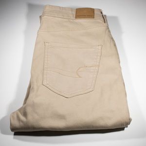 American Eagle High Waisted Khaki Jeggings